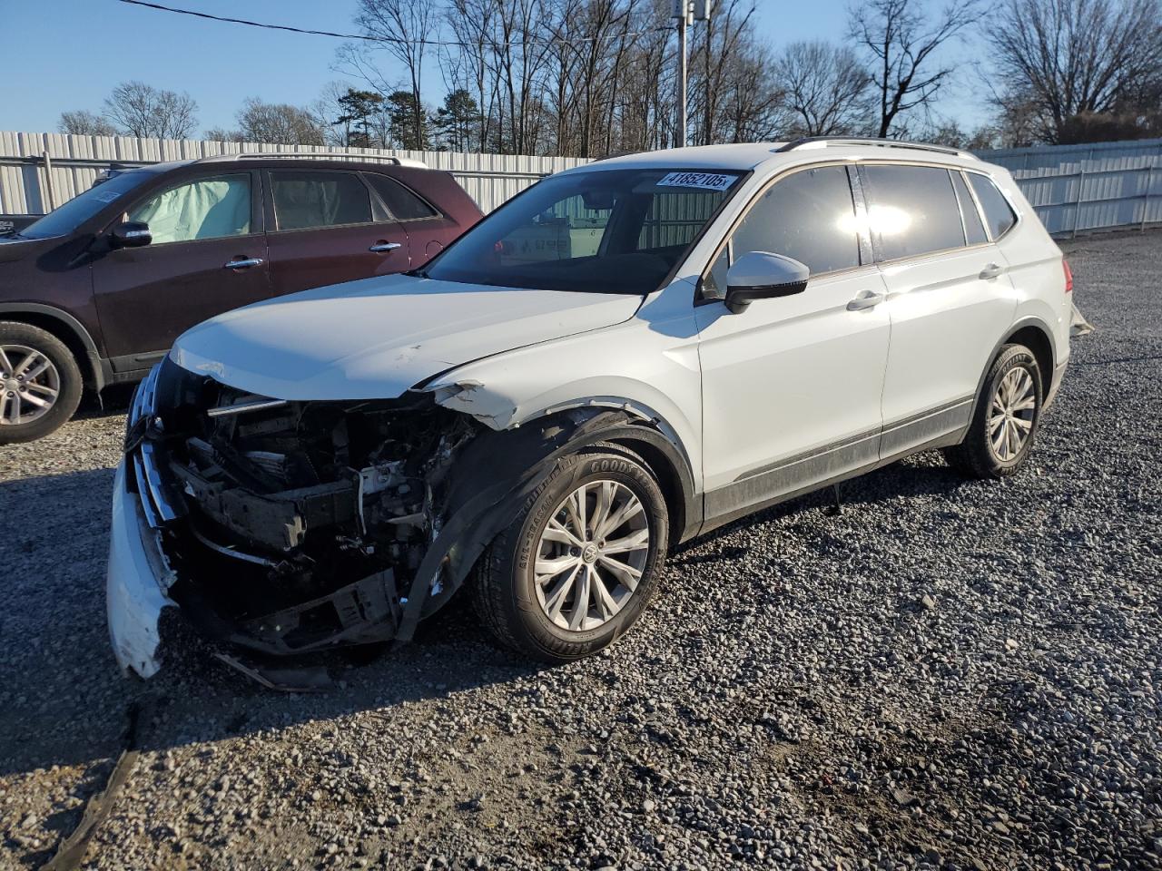 2019 Volkswagen Tiguan - Image 1