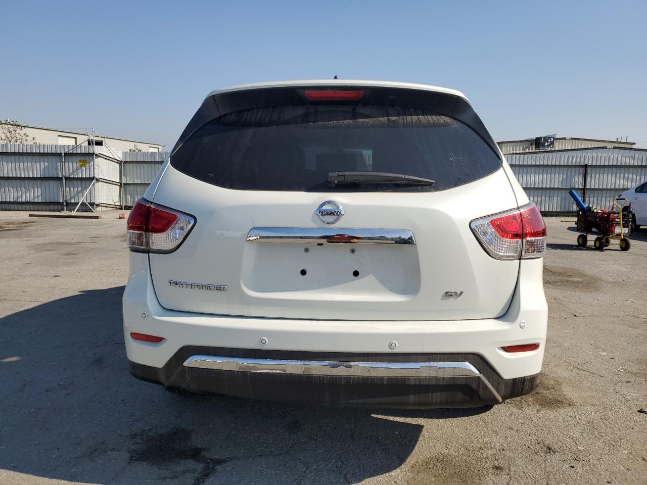 2015 Nissan Pathfinder S VIN: 5N1AR2MN9FC687526 Lot: 43341745