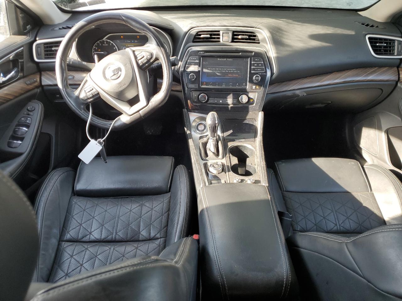 2017 Nissan Maxima - Image 8