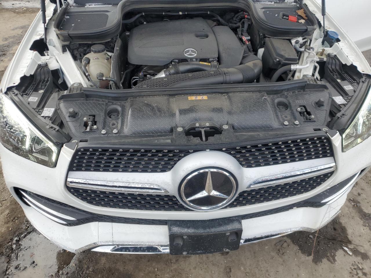 2021 Mercedes-Benz GLE - Image 12