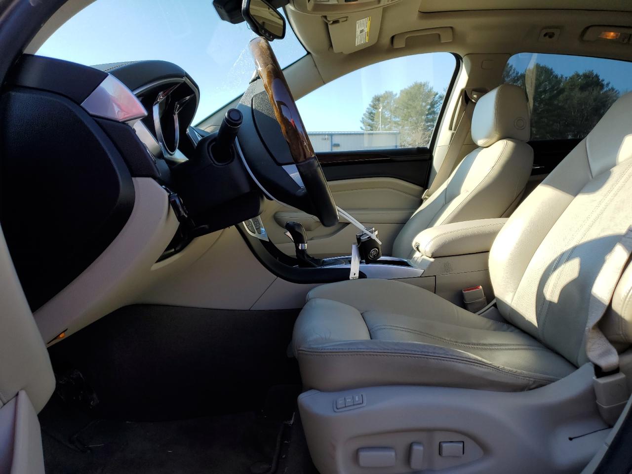 2011 Cadillac SRX - Image 7