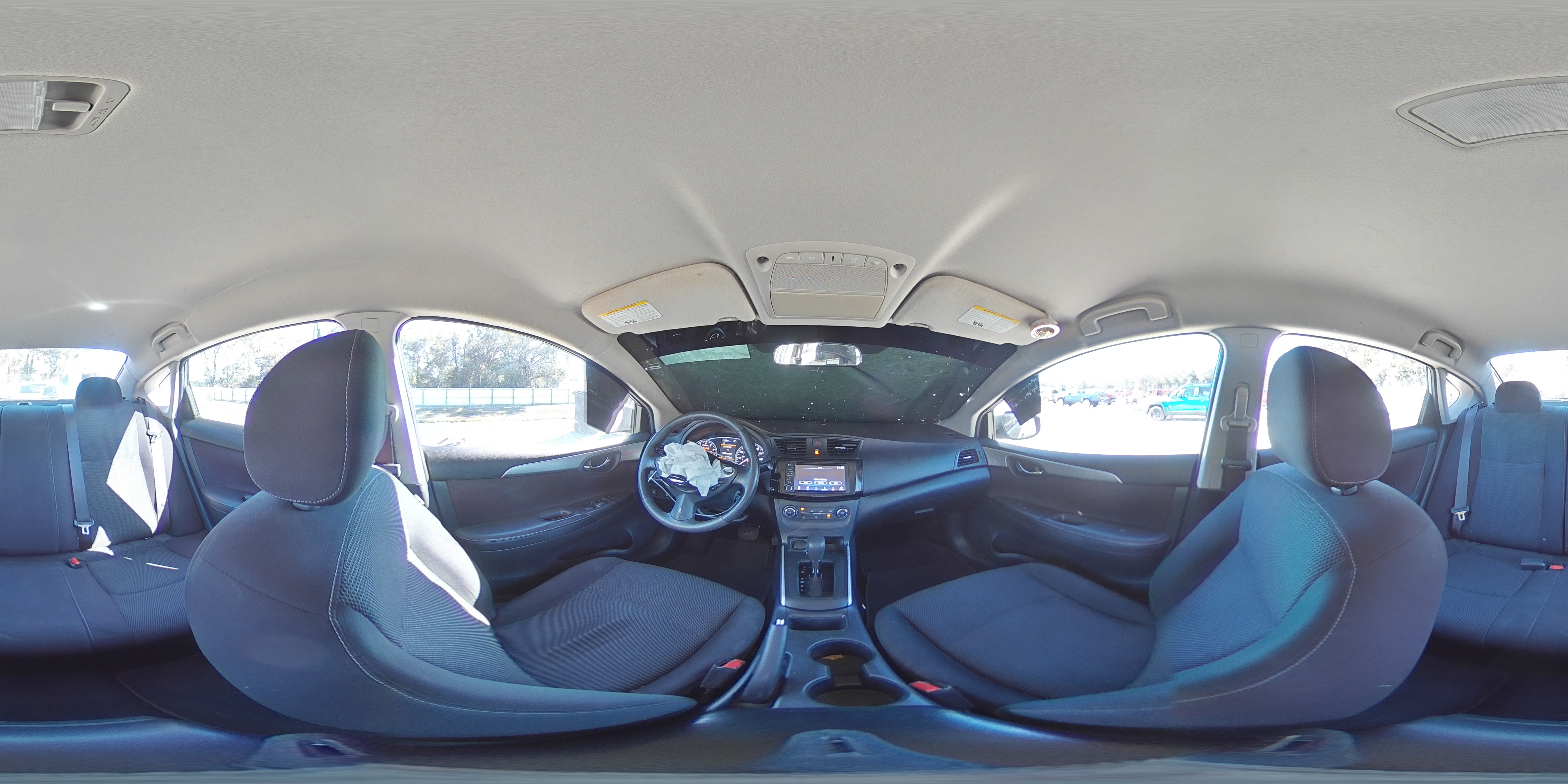 2019 Nissan Sentra - Image 15