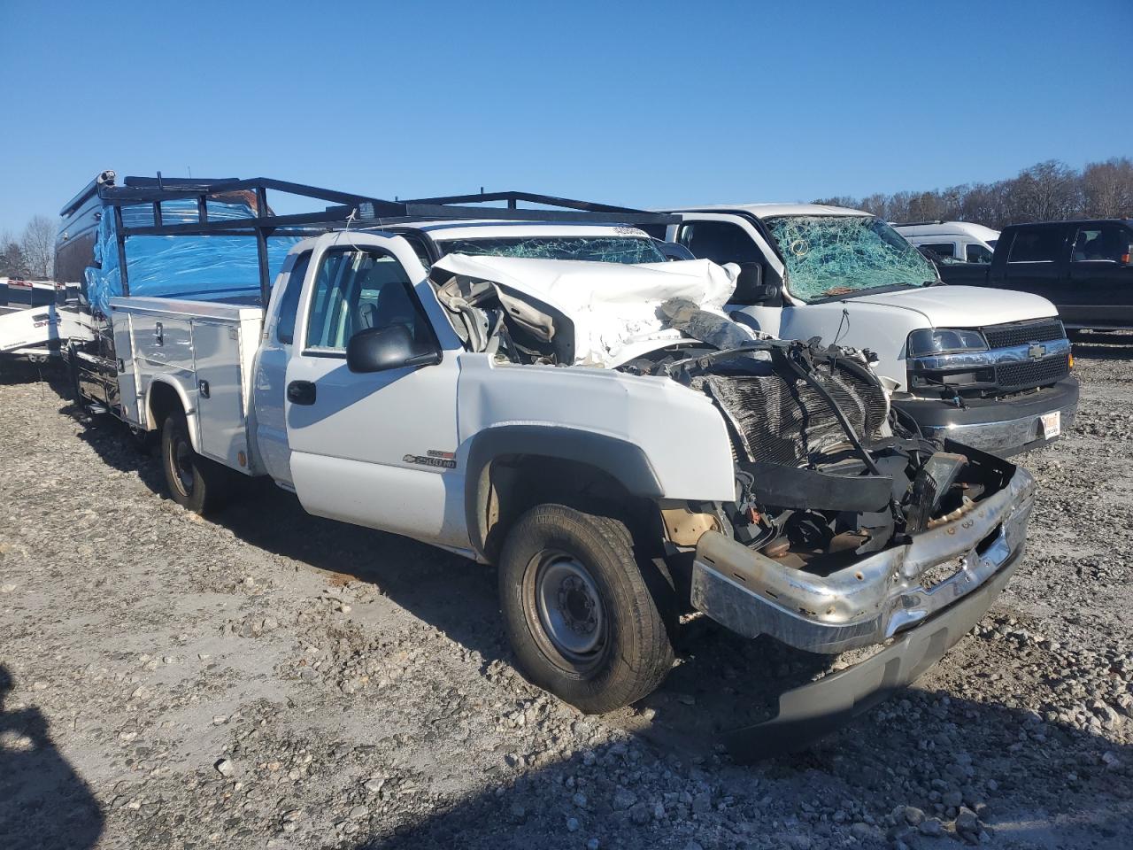 2005 Chevrolet Silverado - Image 4