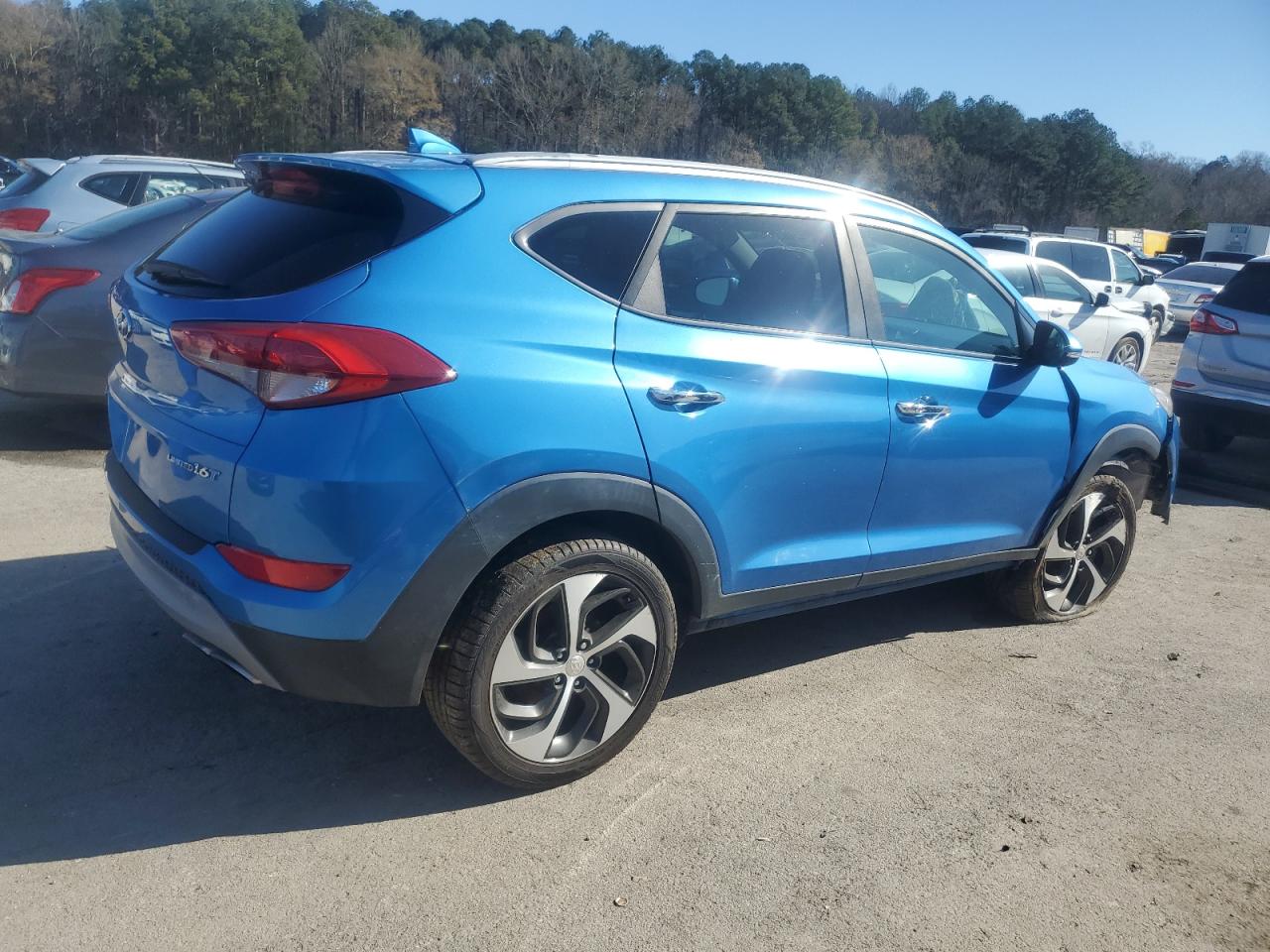 2017 Hyundai Tucson - Image 3