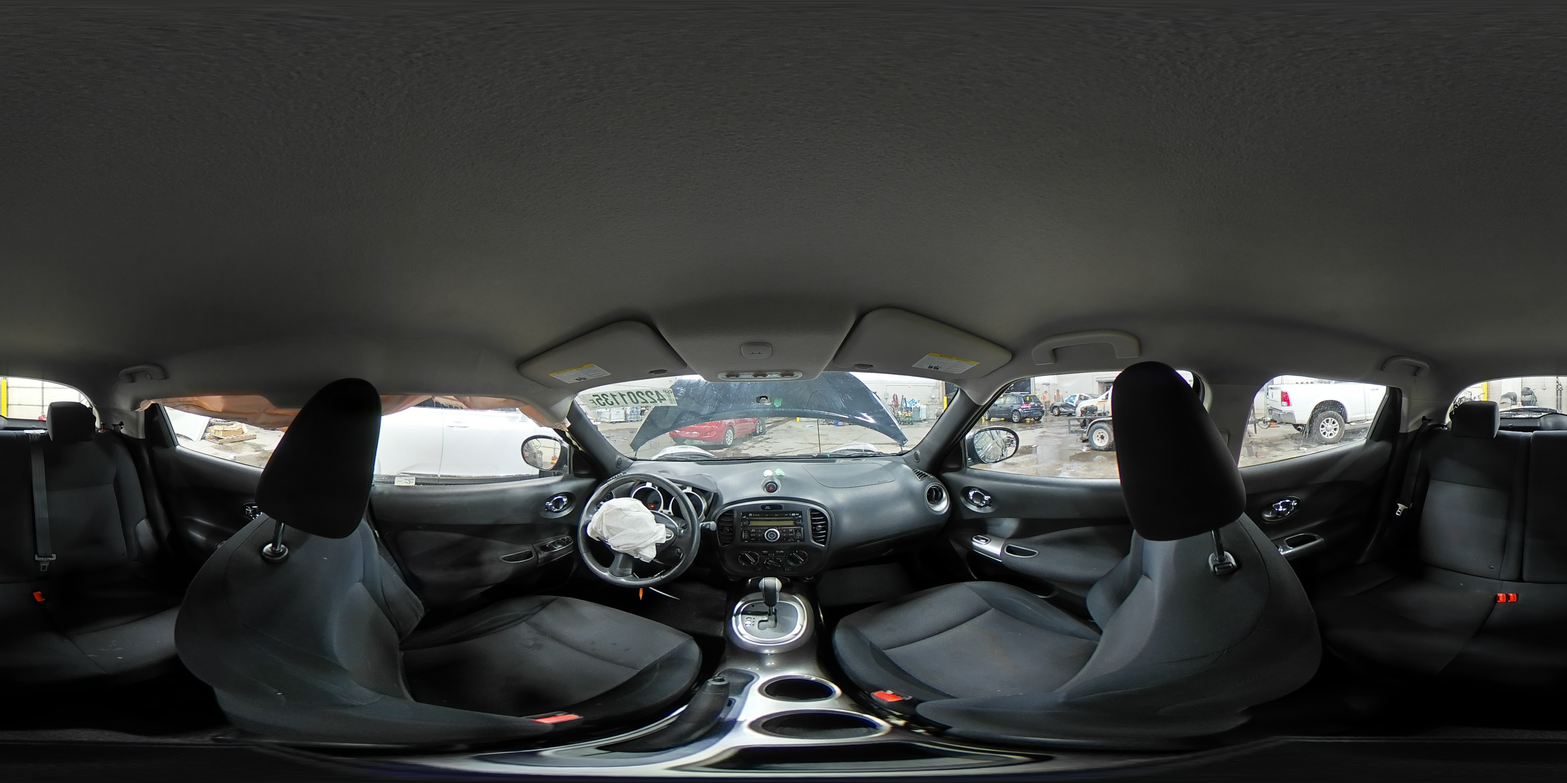 2013 Nissan Juke - Image 15