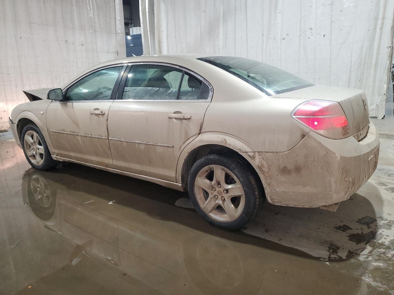 2008 Saturn Aura - Image 2
