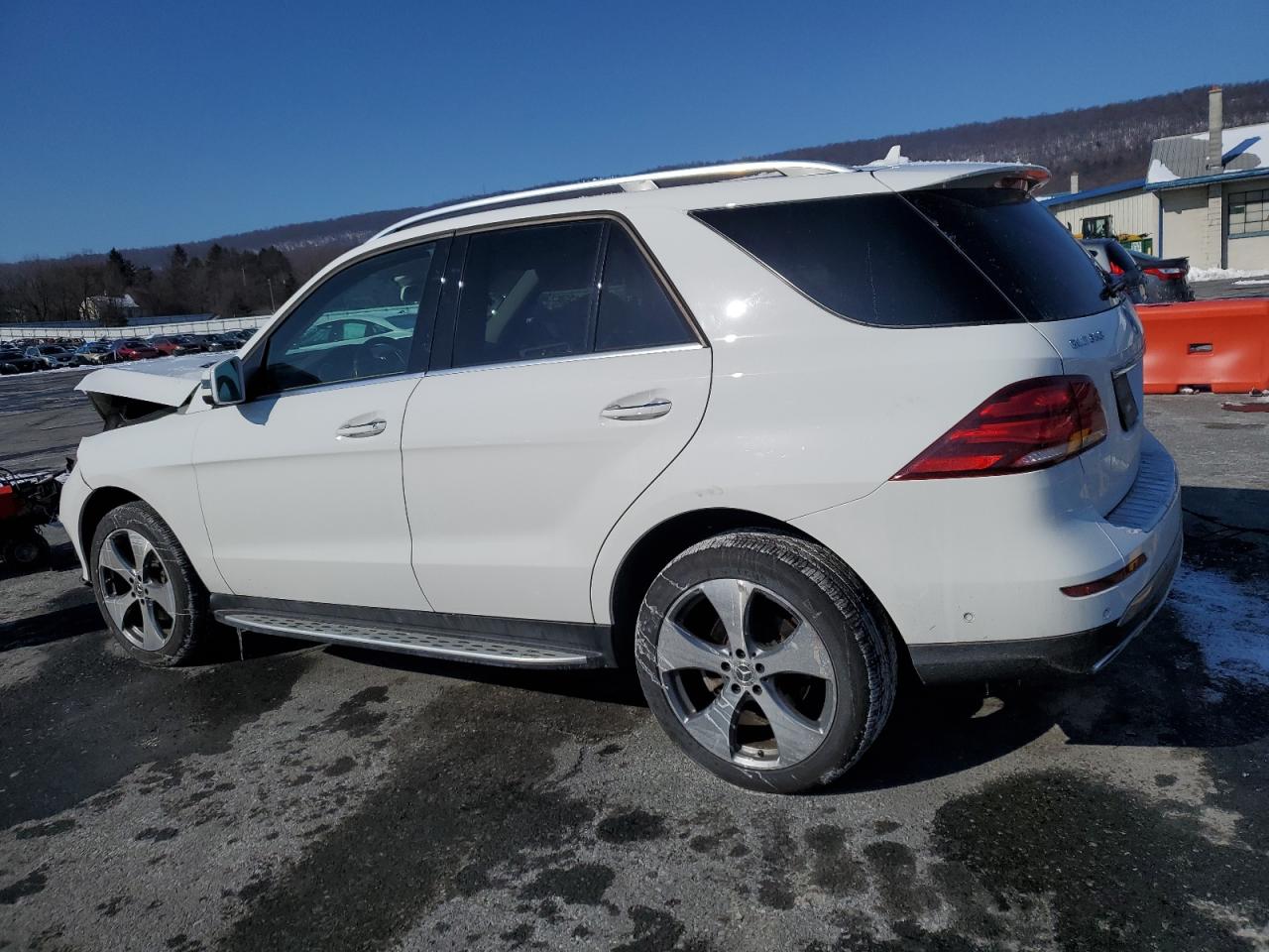 2017 Mercedes-Benz GLE - Image 2