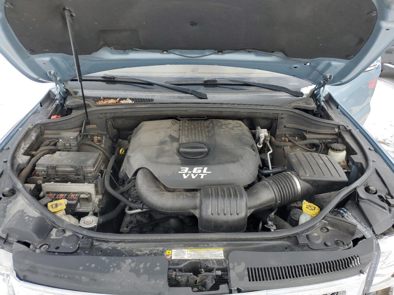 2012 Jeep Grand Cherokee - Image 12