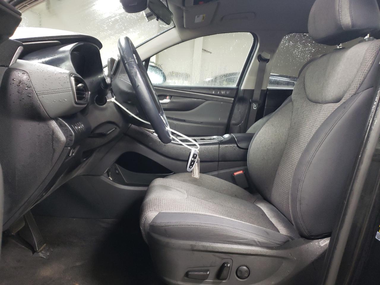 2023 Hyundai Santa Fe - Image 7