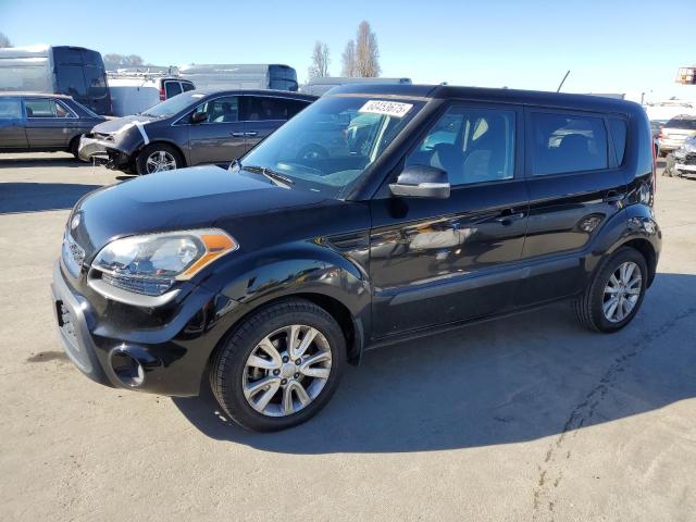 2013 Kia Soul +