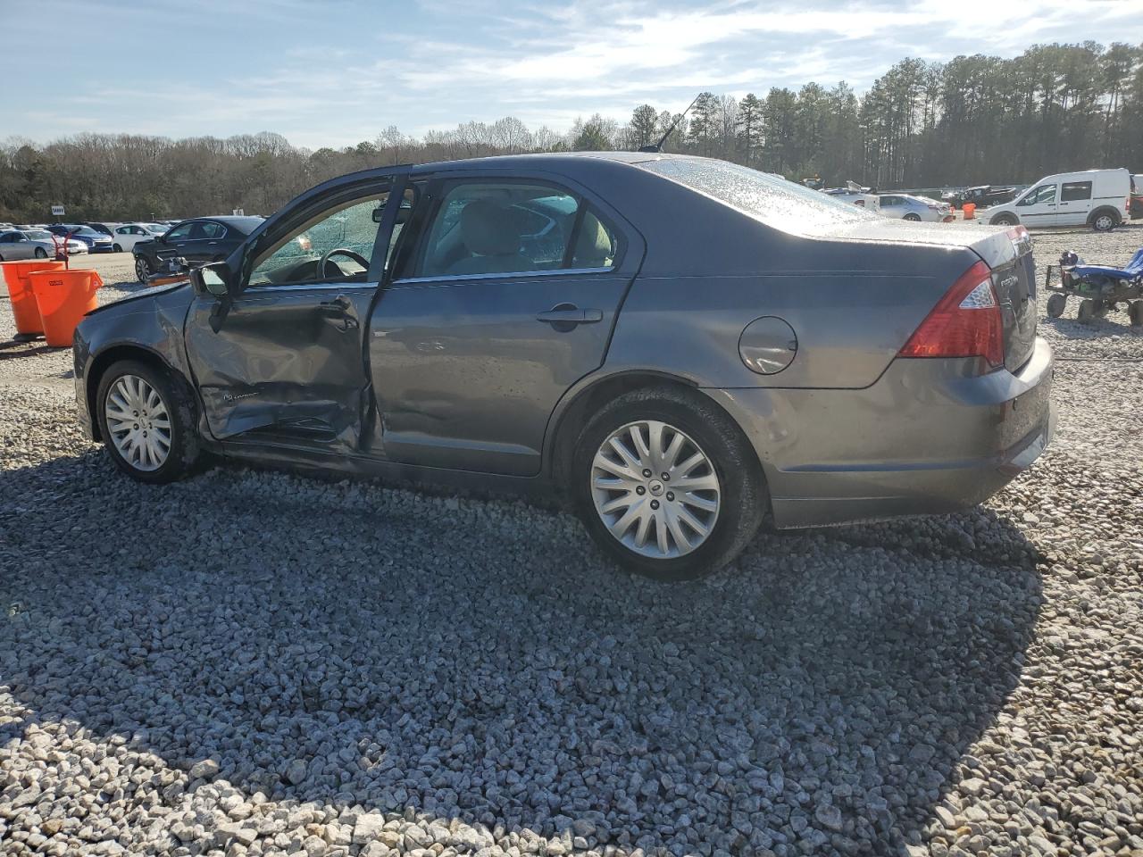 2010 Ford Fusion - Image 2