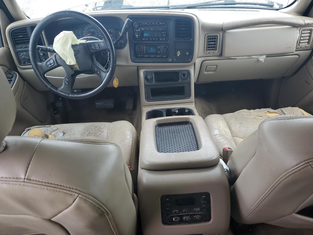 2006 Chevrolet Suburban - Image 8