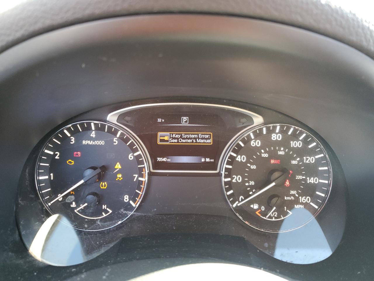 2018 Nissan Altima - Image 9