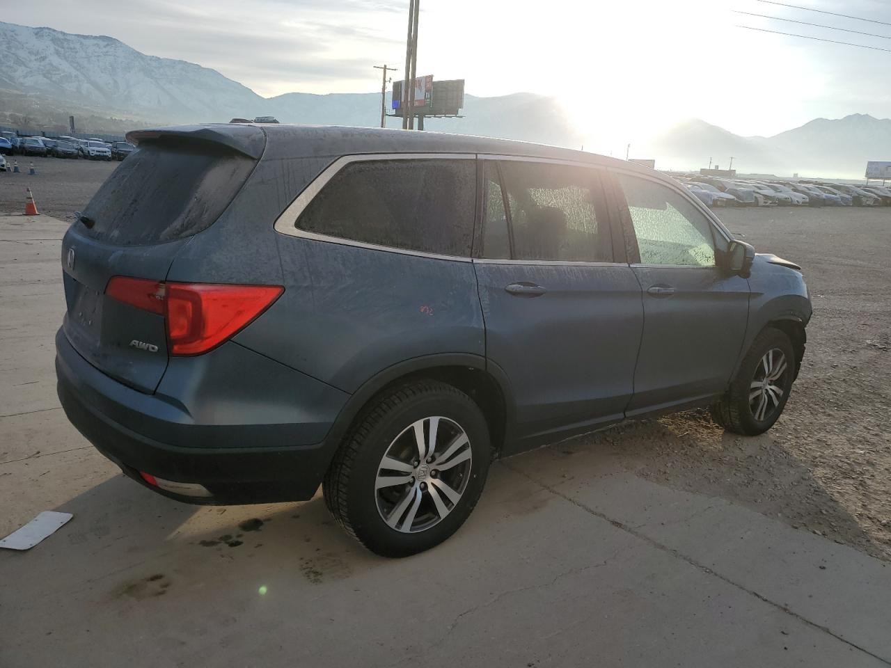 2017 Honda Pilot - Image 3
