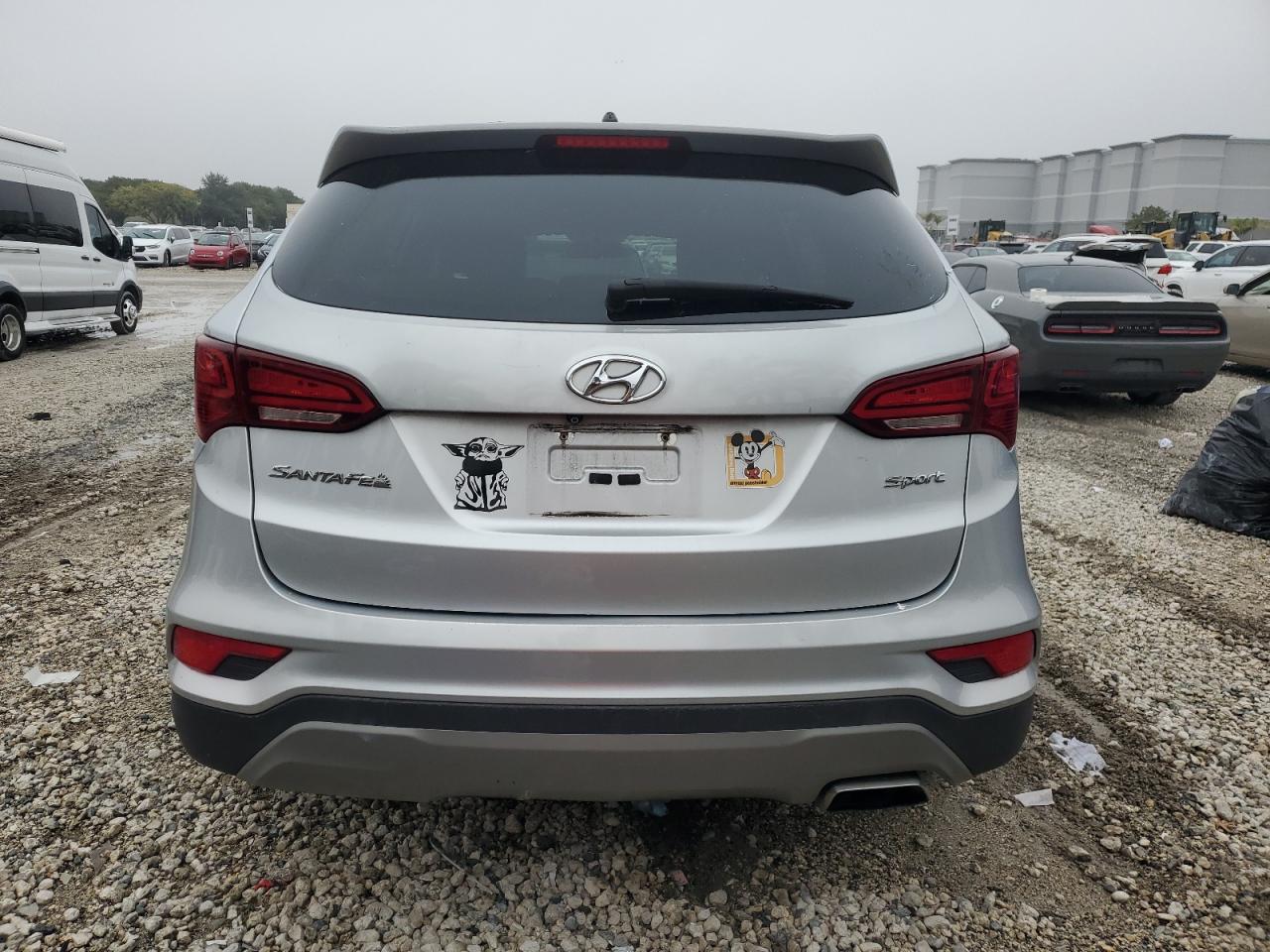 2018 Hyundai Santa Fe - Image 6