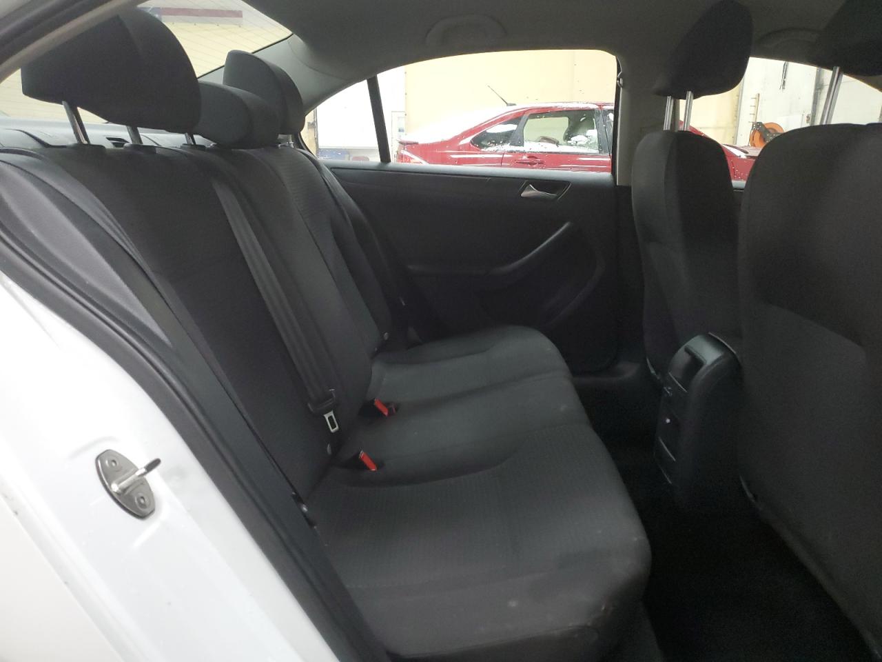 2016 Volkswagen Jetta - Image 10
