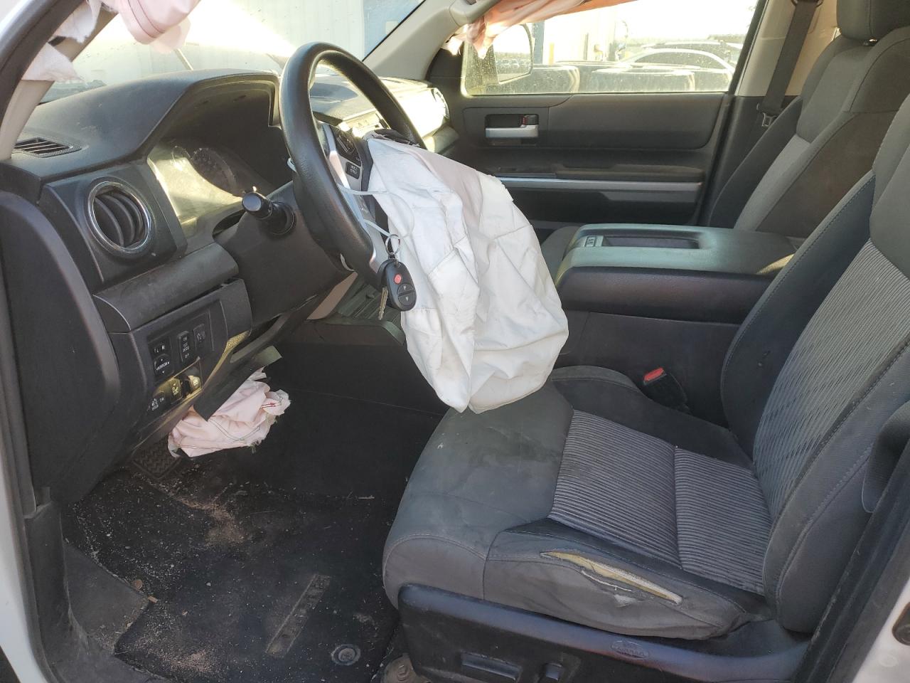 2017 Toyota Tundra - Image 7