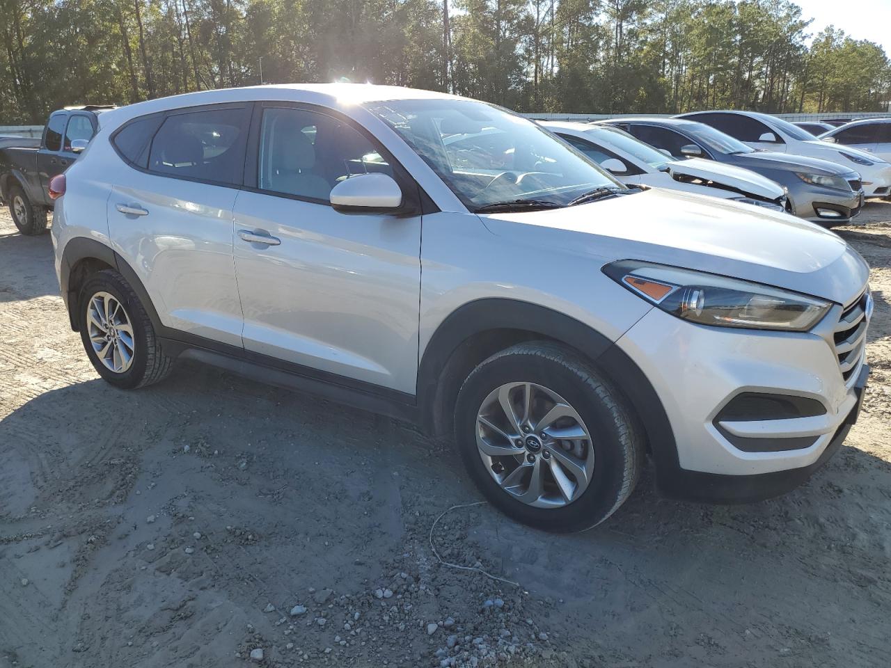 VIN KM8J2CA49JU703782 2018 HYUNDAI TUCSON no.4