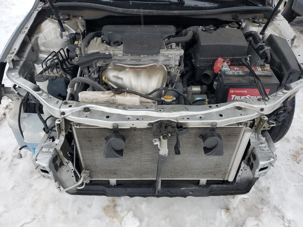 2015 Toyota Camry - Image 11
