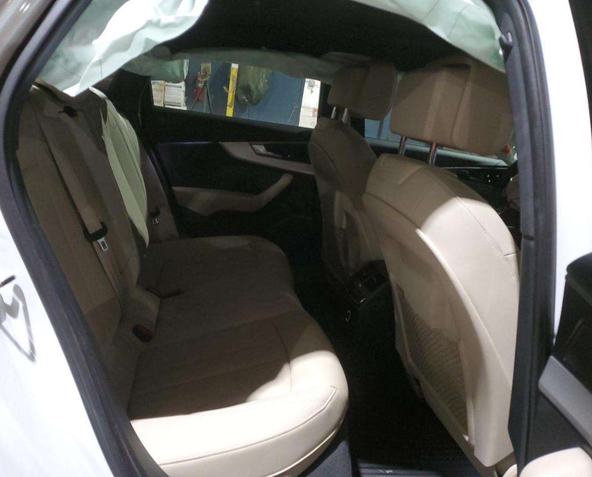 2017 Audi A4 - Image 10