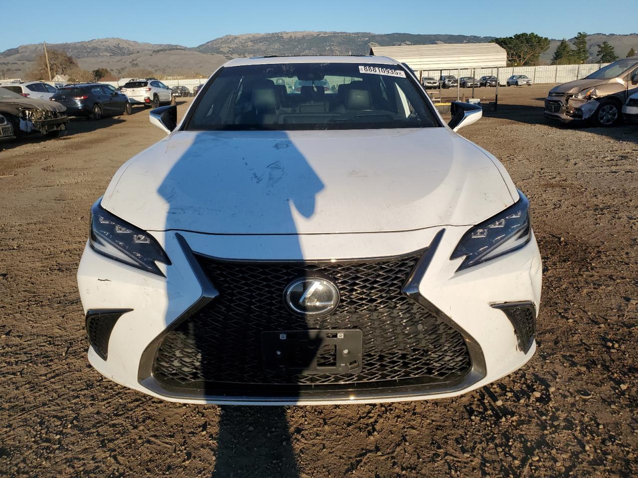 2022 Lexus ES - Image 5