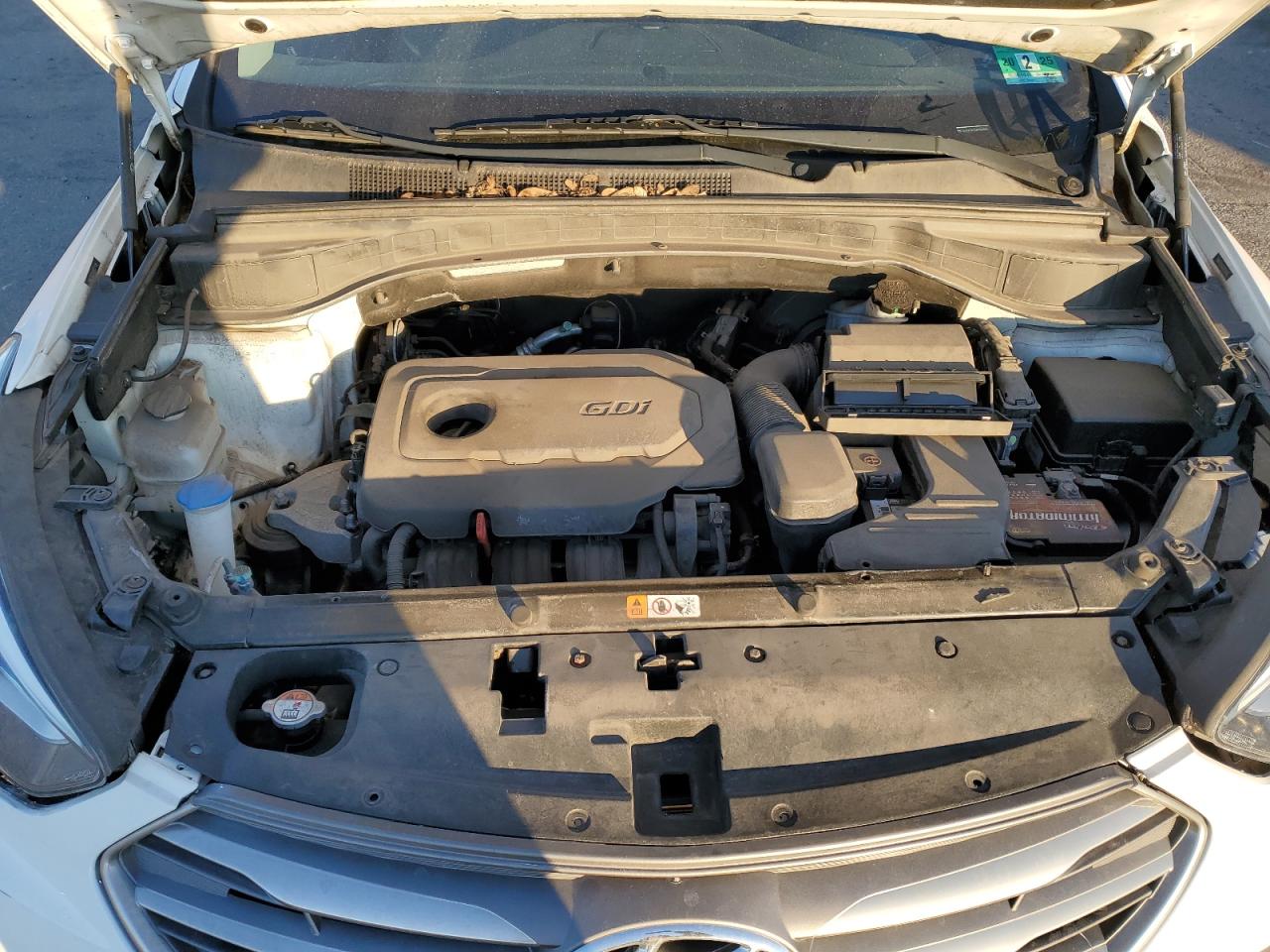 2018 Hyundai Santa Fe - Image 12