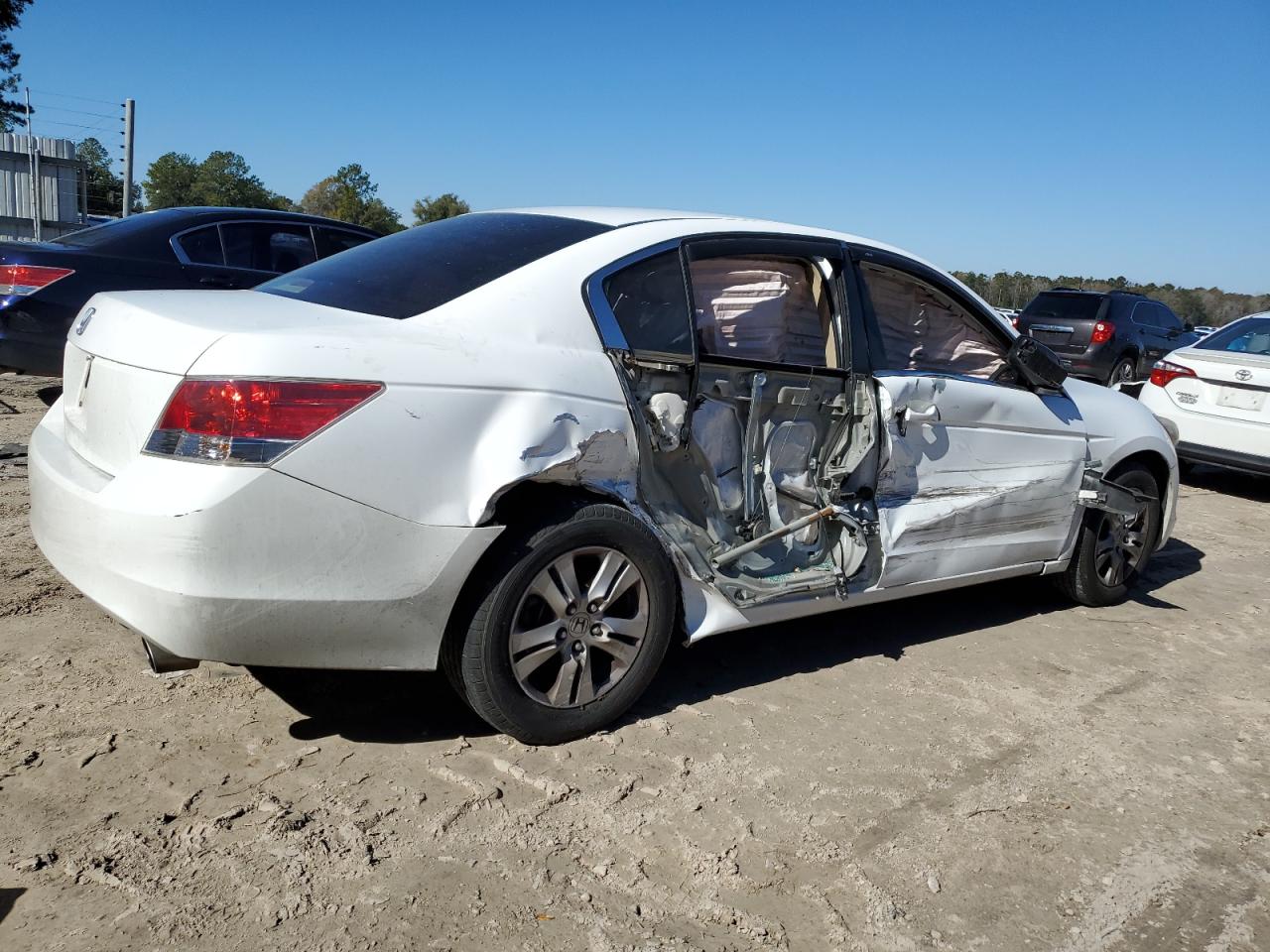 2009 Honda Accord - Image 3