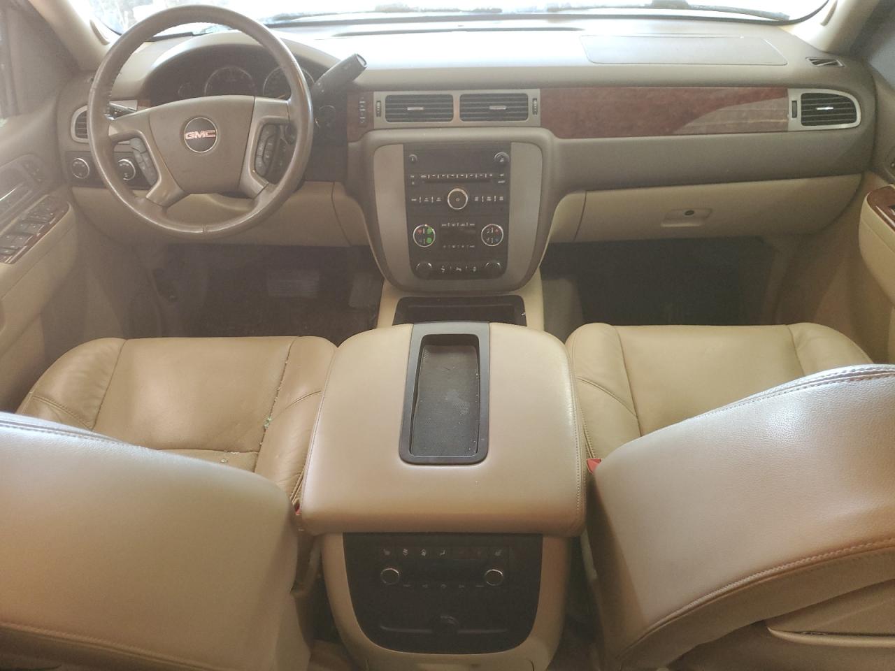 2012 GMC Yukon - Image 8