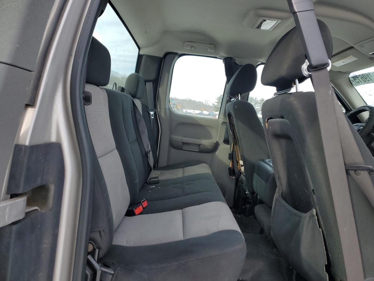 2008 GMC Sierra - Image 11