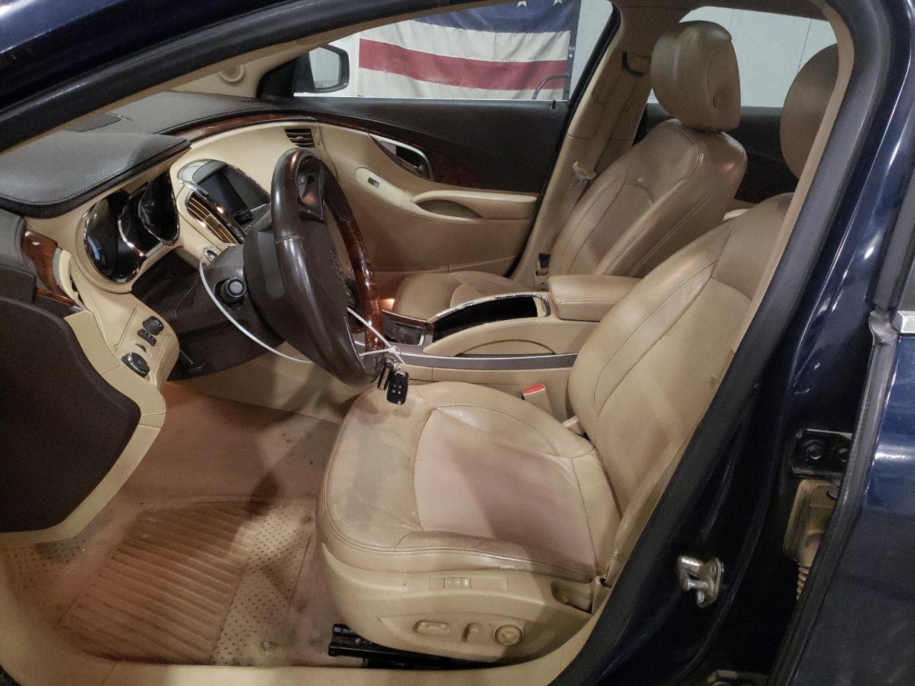 2010 Buick LaCrosse - Image 7