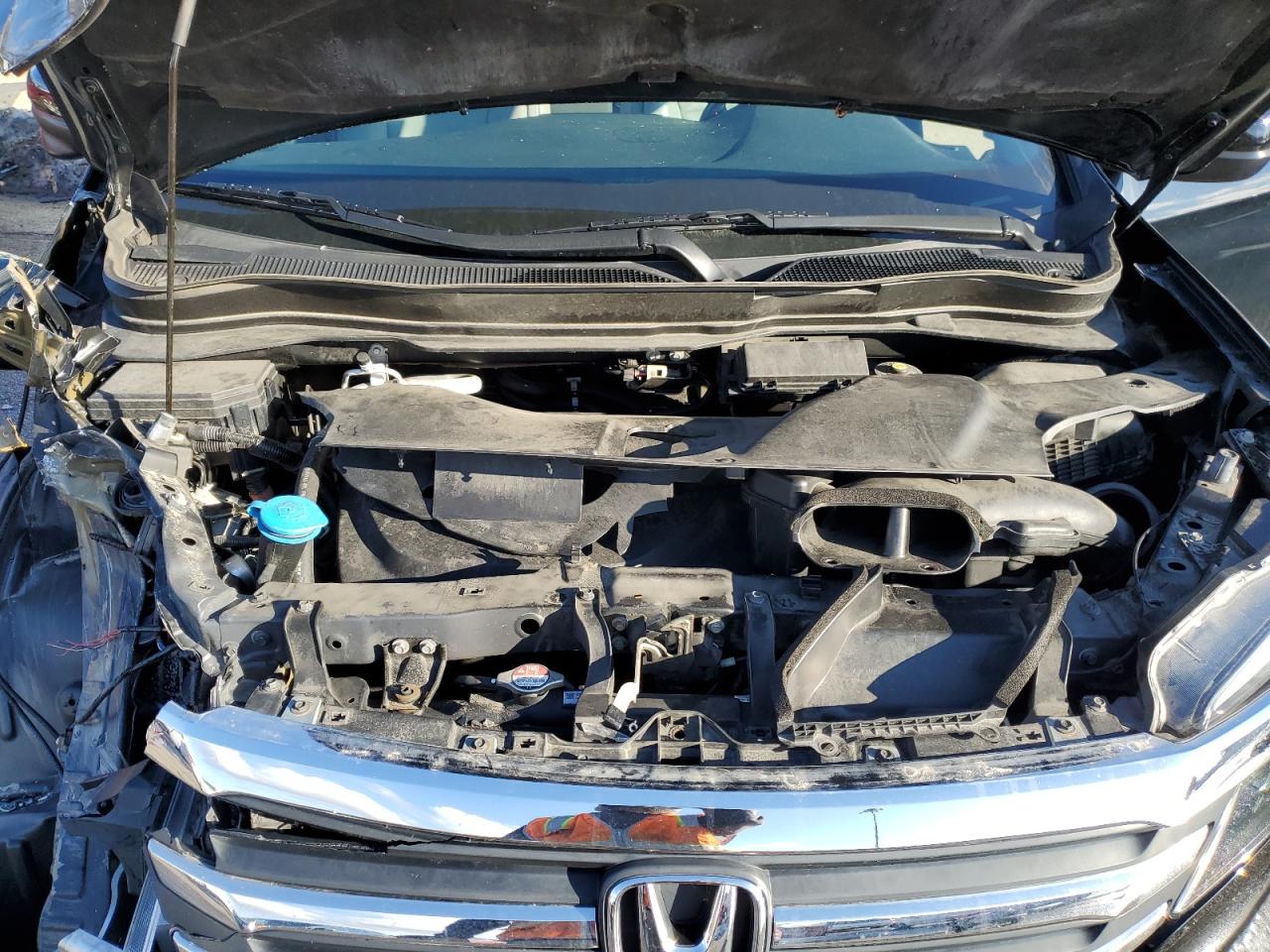 2017 Honda Pilot - Image 12