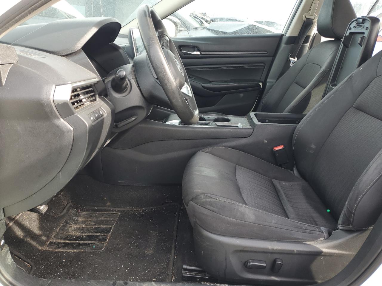 2019 Nissan Altima - Image 7