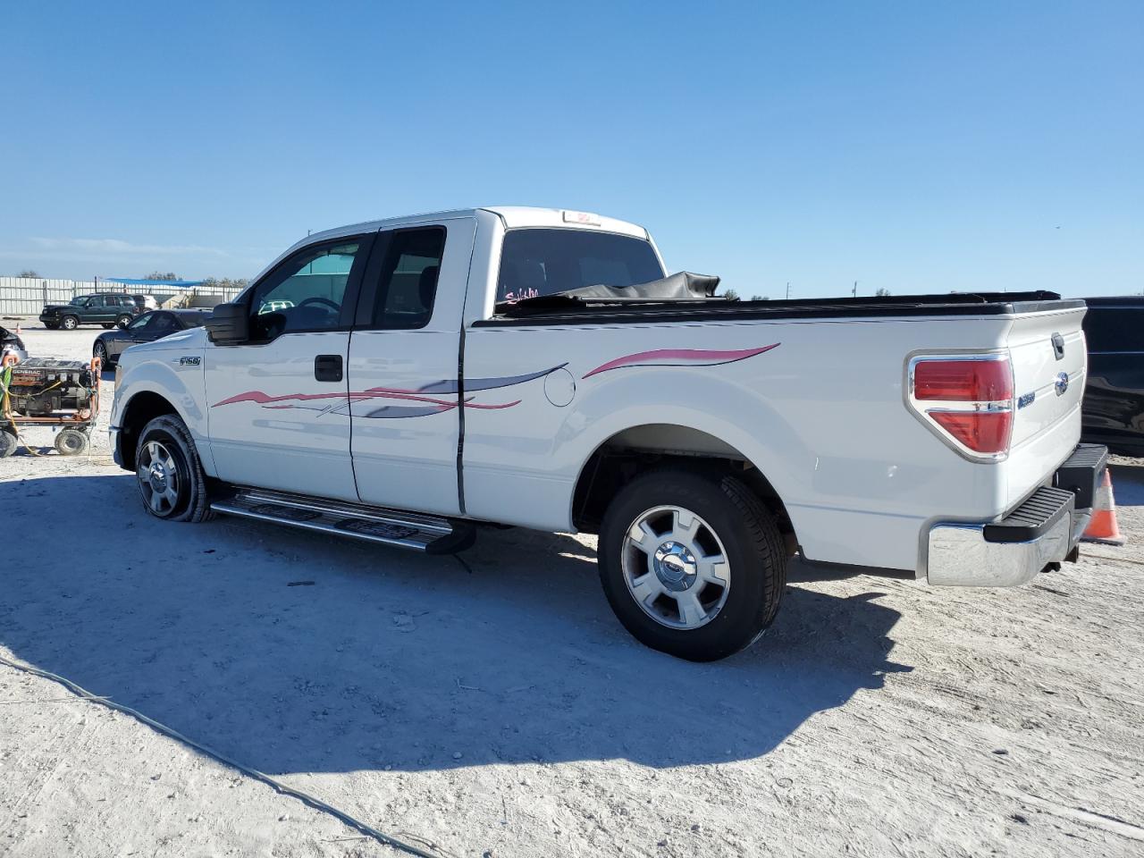 2009 Ford F-150 - Image 2