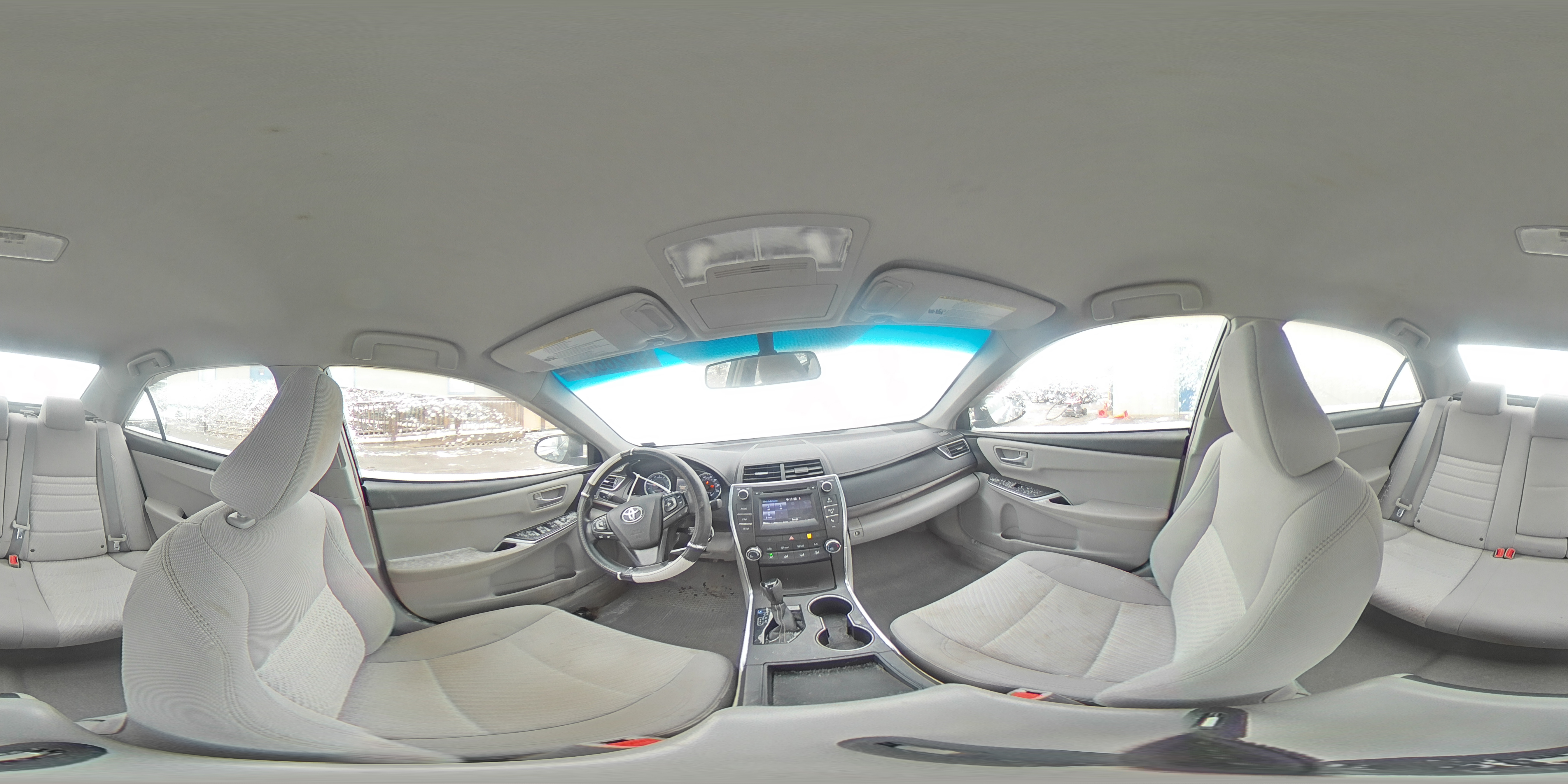 2017 Toyota Camry - Image 15