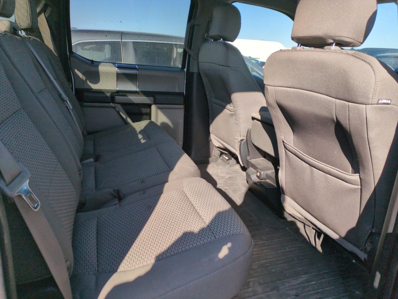 2016 Ford F-150 - Image 10