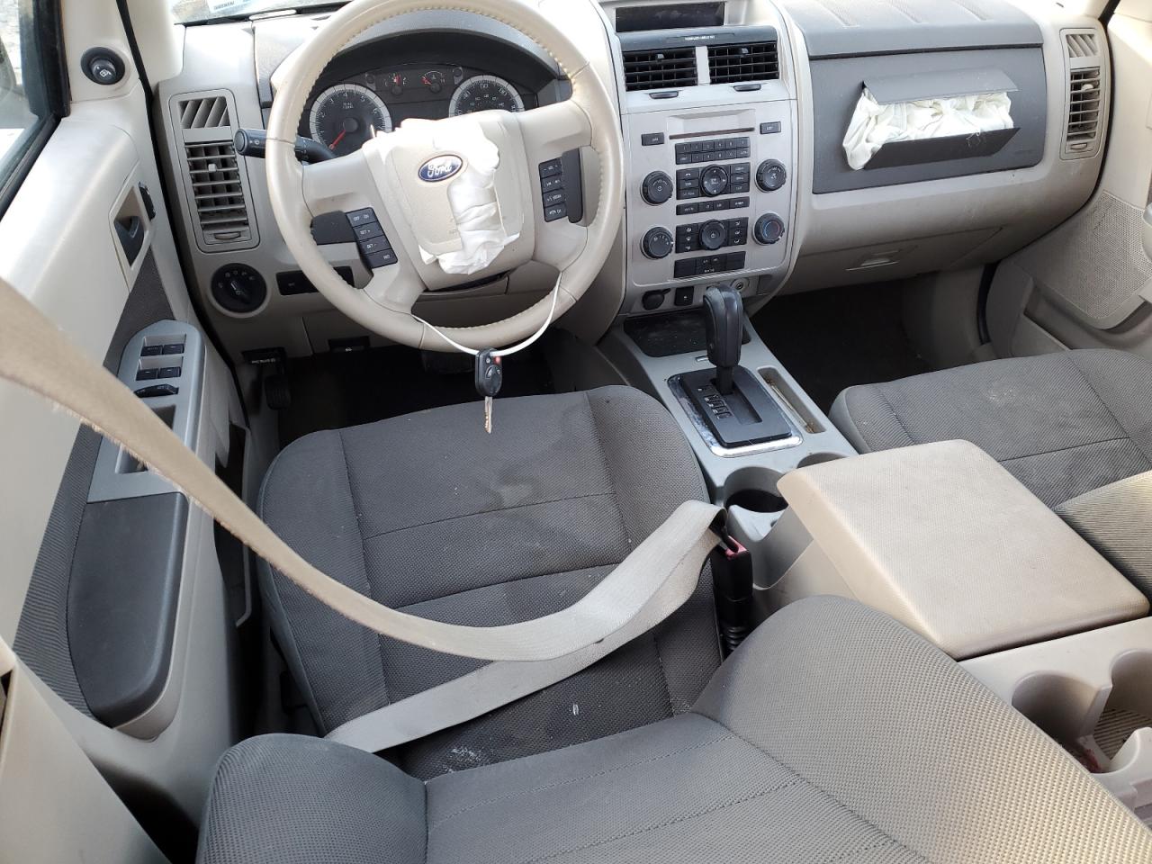 2010 Ford Escape - Image 8