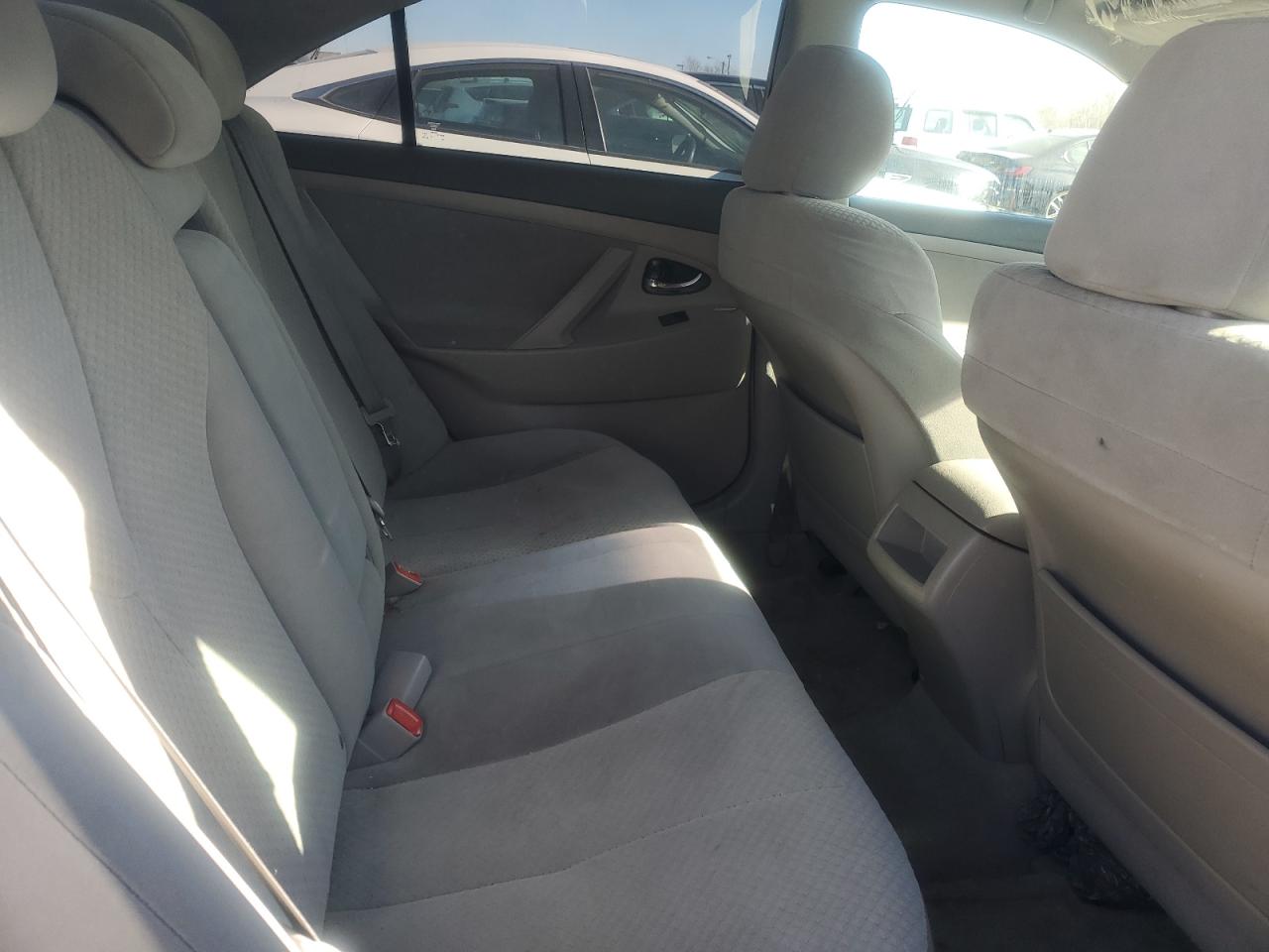 2009 Toyota Camry - Image 10