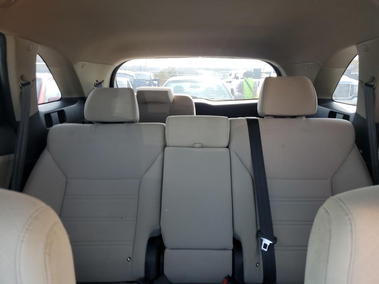 2016 Kia Sorento - Image 10