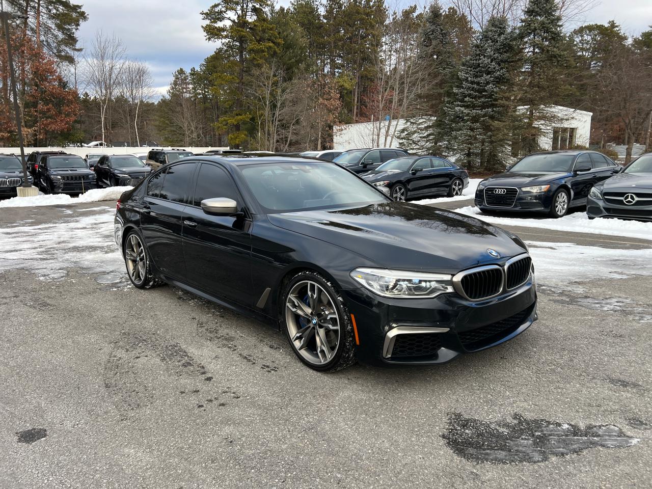 VIN WBAJB9C50JB036431 2018 BMW M5 no.2