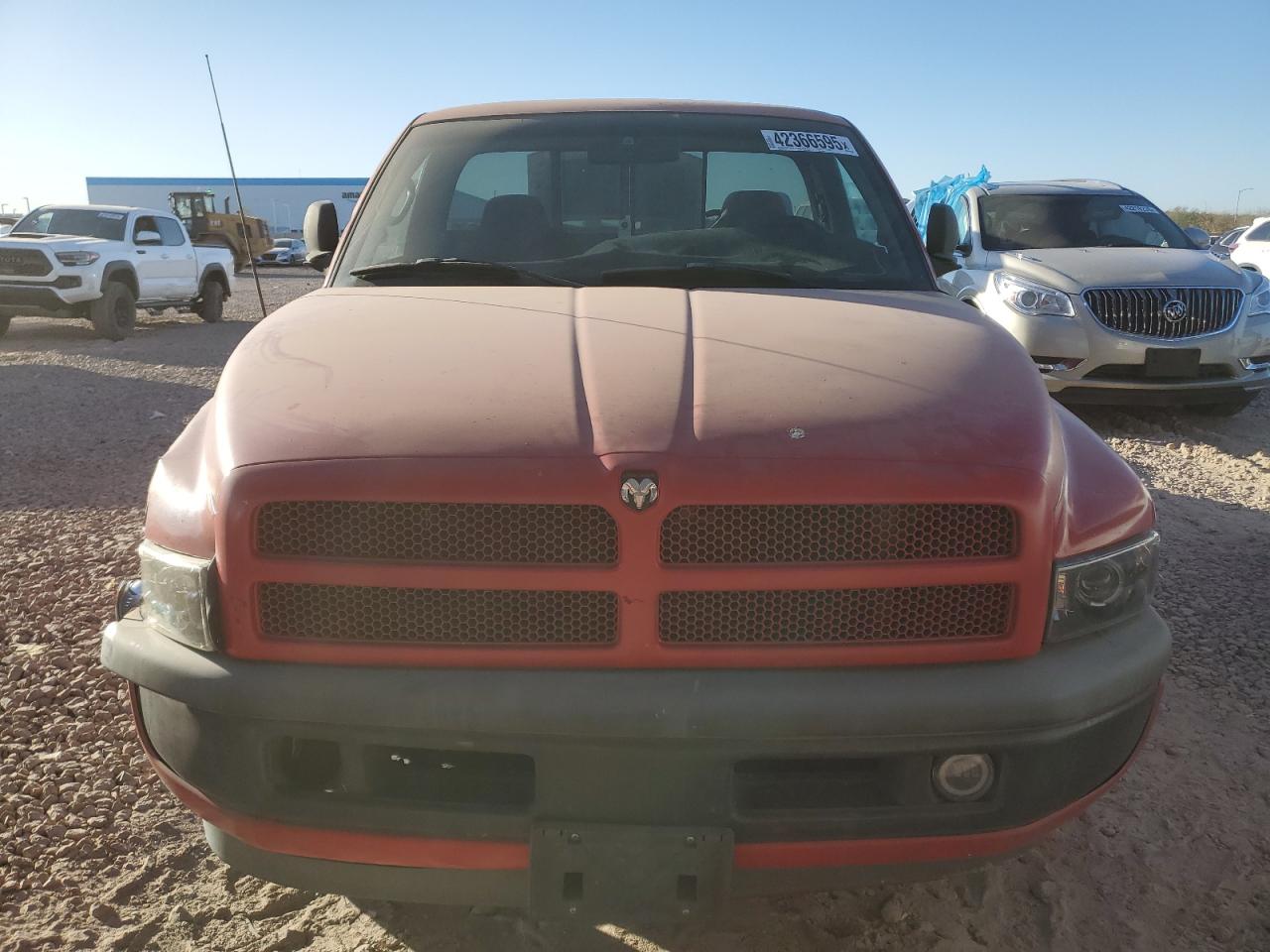 1998 Dodge RAM - Image 5