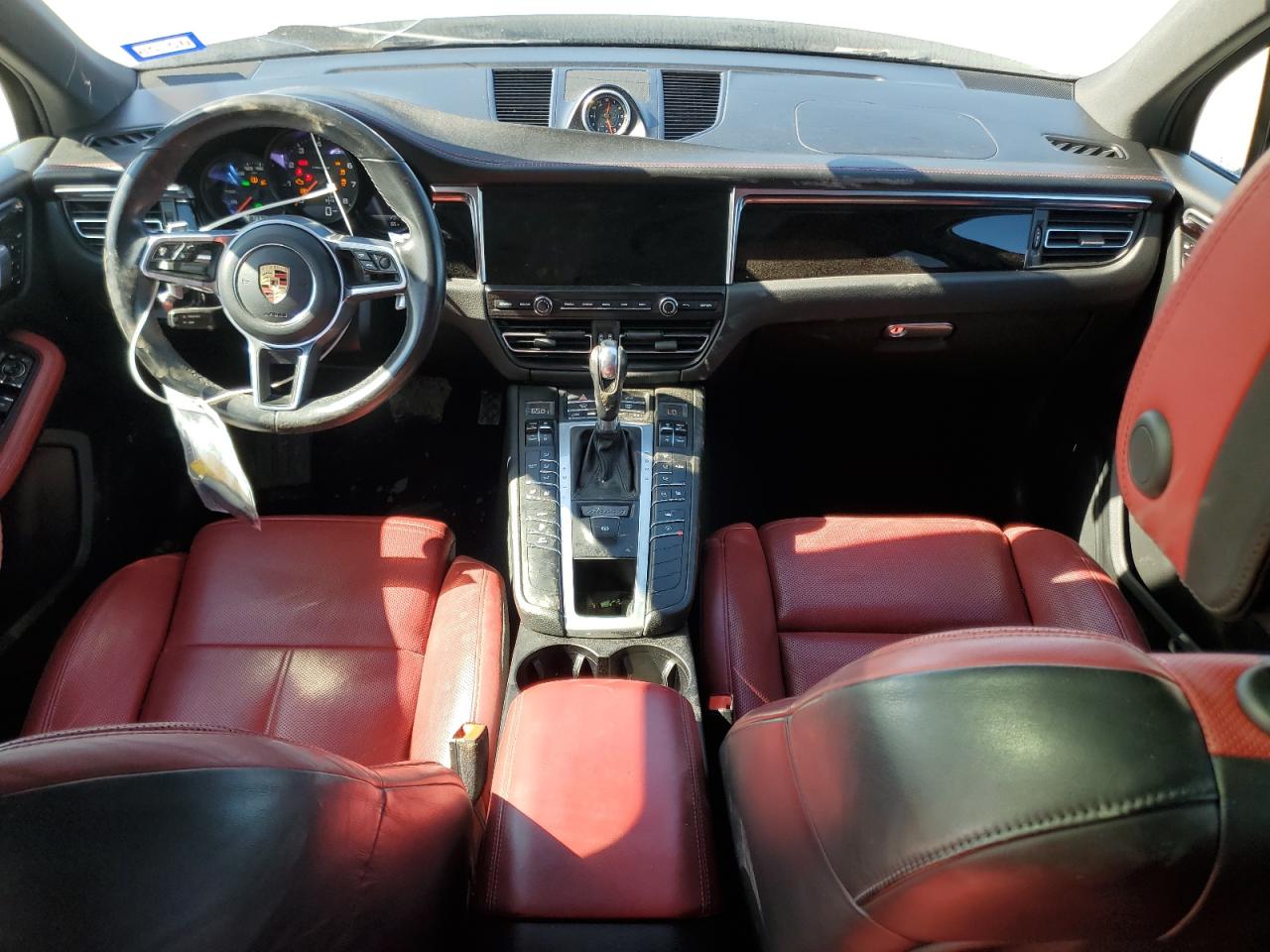 2020 Porsche Macan - Image 8