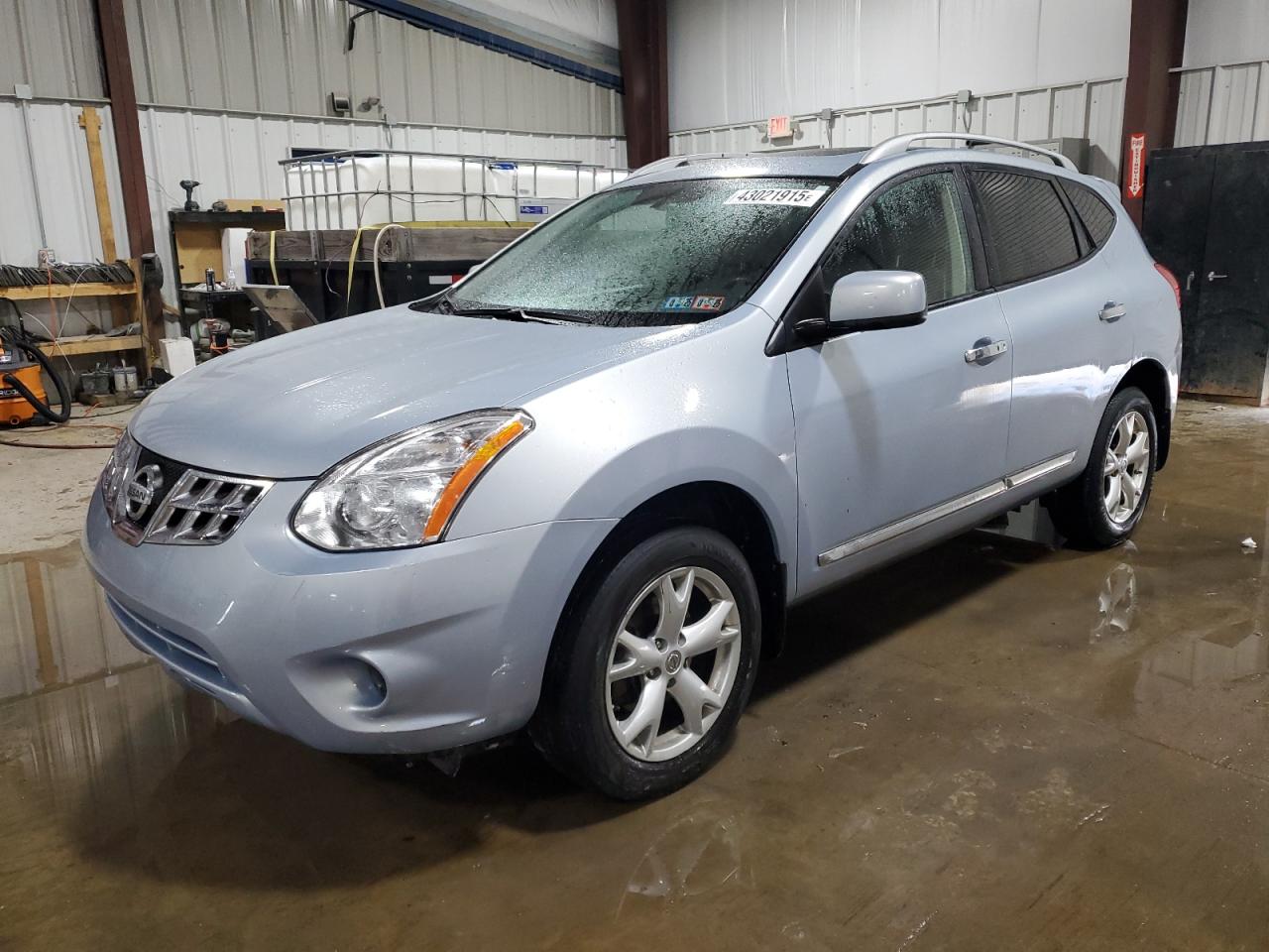 2011 Nissan Rogue - Image 1