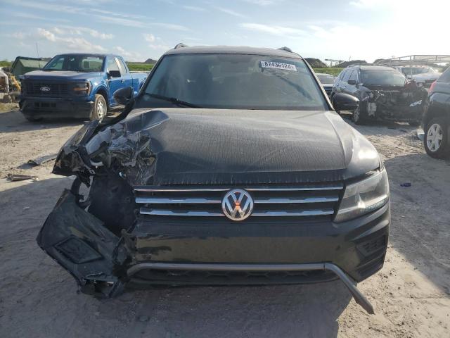  VOLKSWAGEN TIGUAN 2018 Czarny