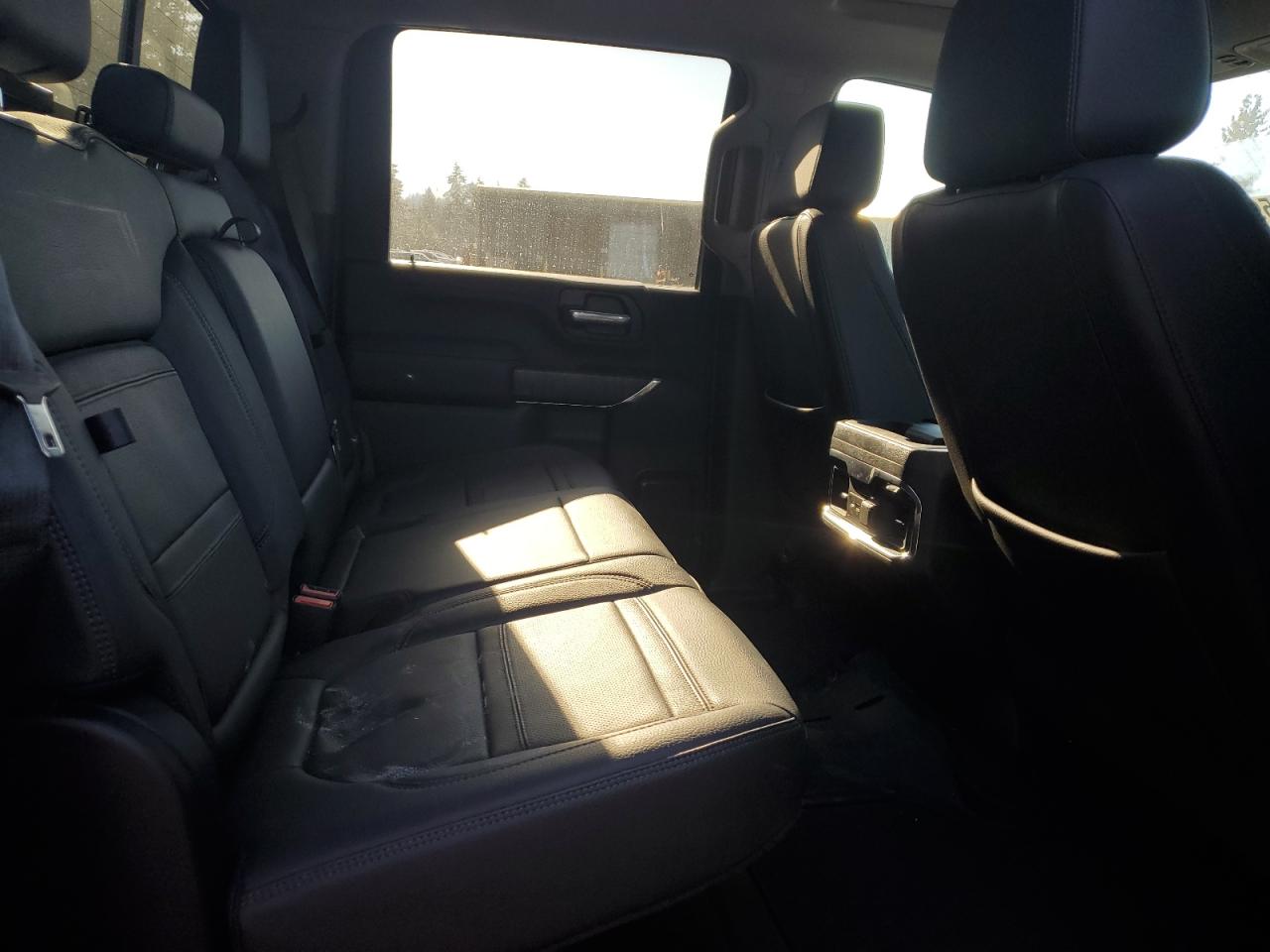 2022 GMC Sierra - Image 10