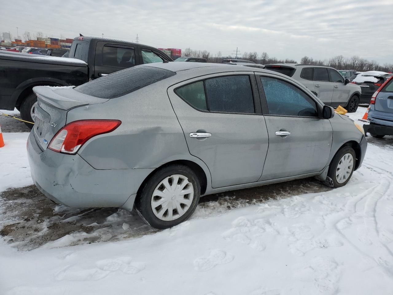 VIN 3N1CN7AP8DL839442 2013 NISSAN VERSA no.3