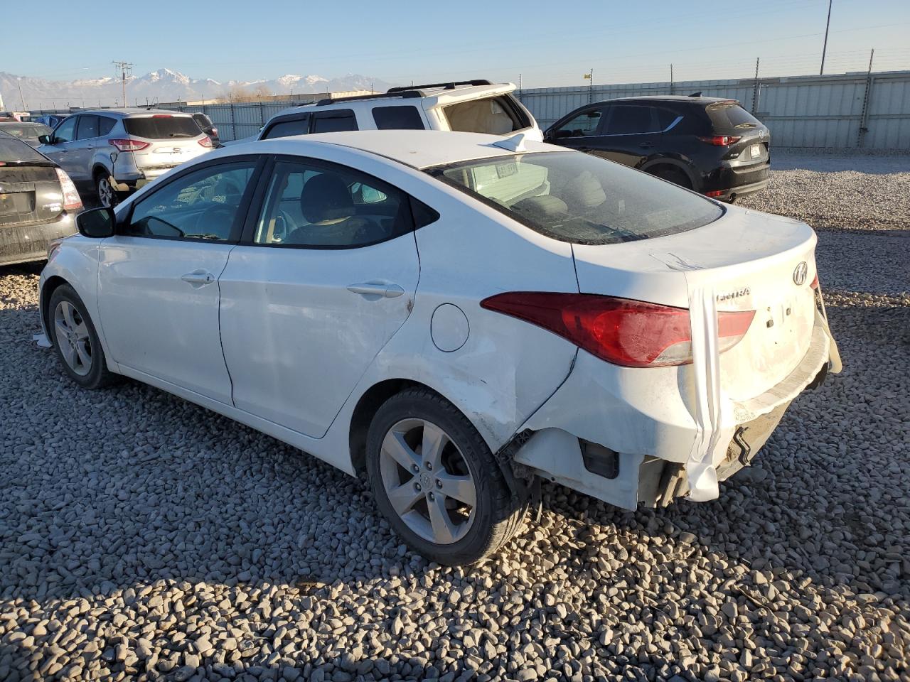 2012 Hyundai Elantra - Image 2