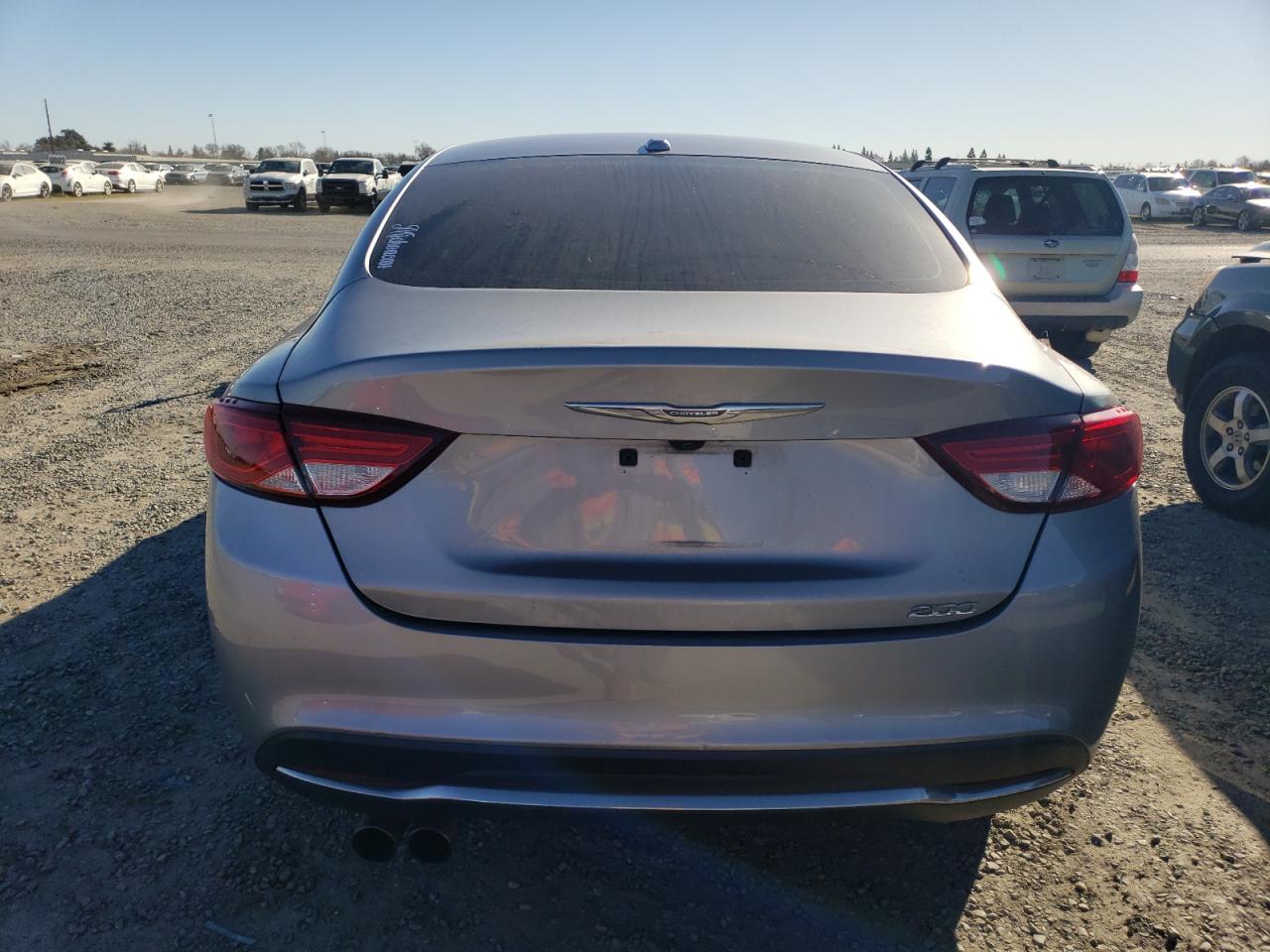 2016 Chrysler 200 - Image 6
