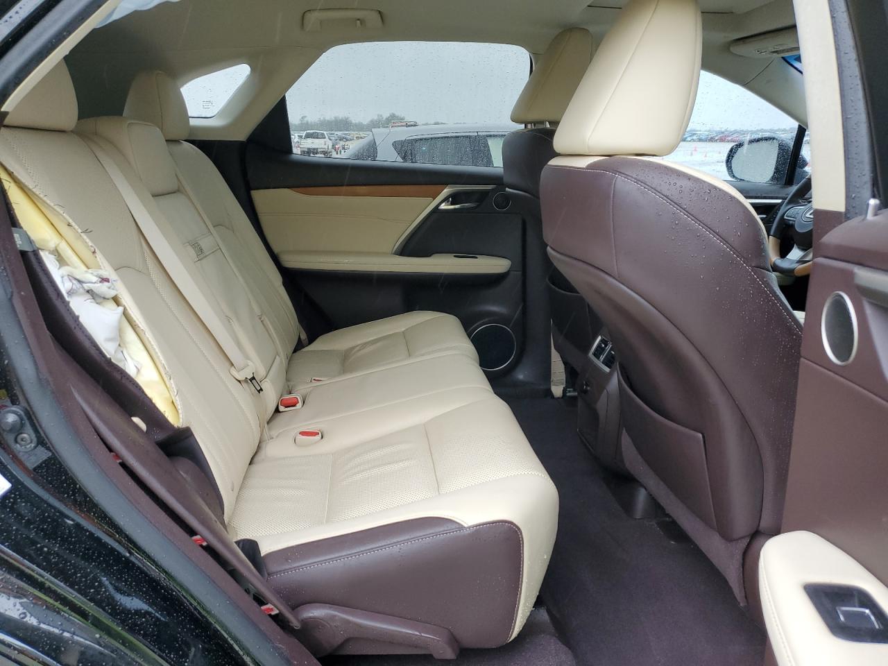 2017 Lexus RX - Image 11