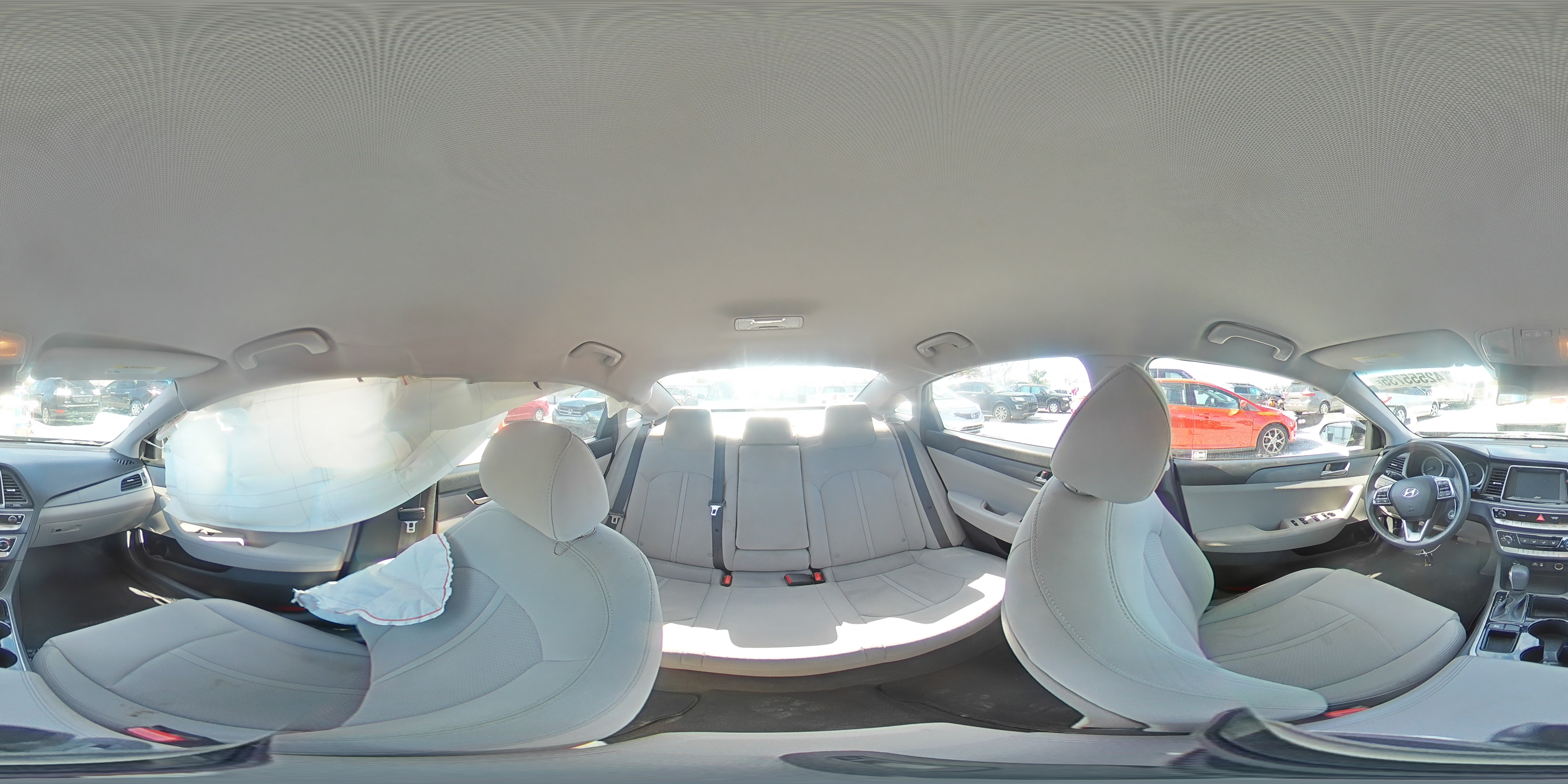 2018 Hyundai Sonata - Image 12