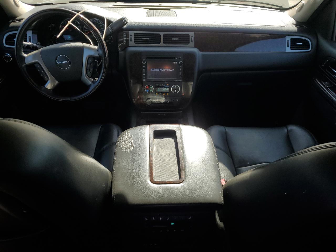 2013 GMC Yukon - Image 8